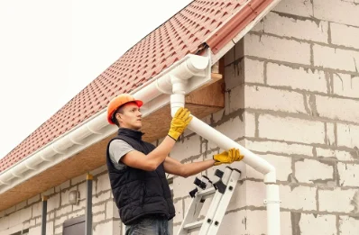 Pose et remplacement de gouttières à Lupersat