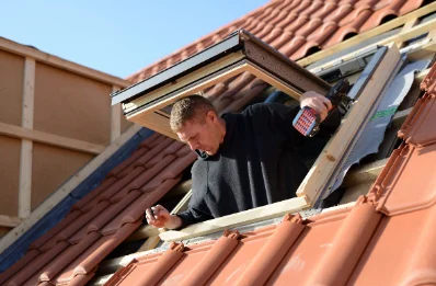 Pose de fenêtres de toit Velux à Lupersat